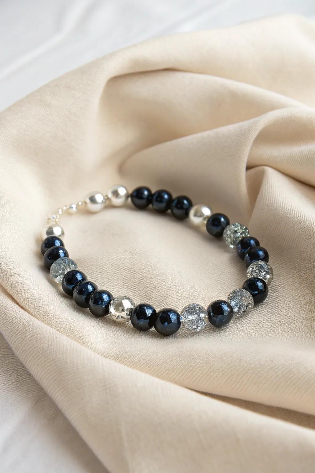 Seize the universe on your wrist with this galactic-inspired glass bead bracelet. Tailored for dreamers enchanted by starry nights.